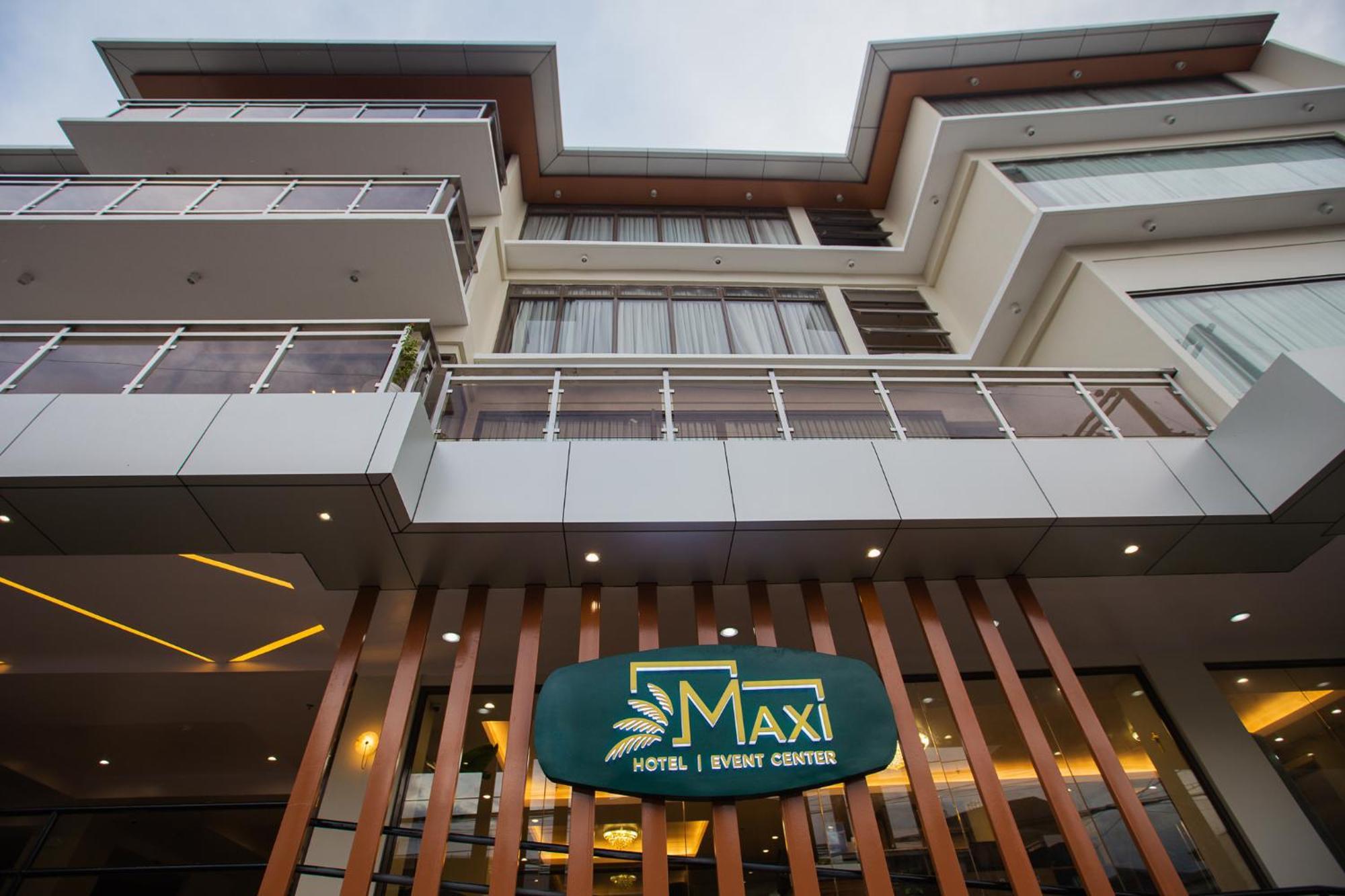 Maxi Hotel And Event Center Tagbilaran City Exterior photo